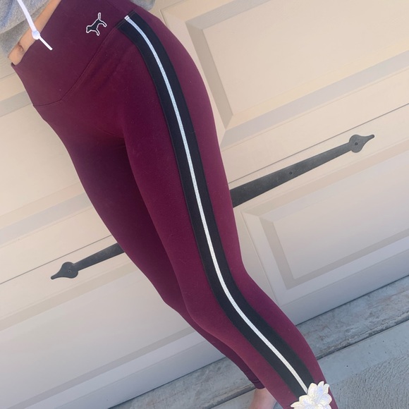 Pink VS Flower Decal Leggings - Picture 5 of 5